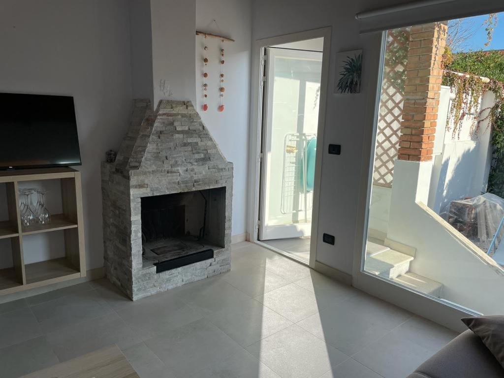 Апартаменти Azzurra House Маріна-ді-Піза Екстер'єр фото