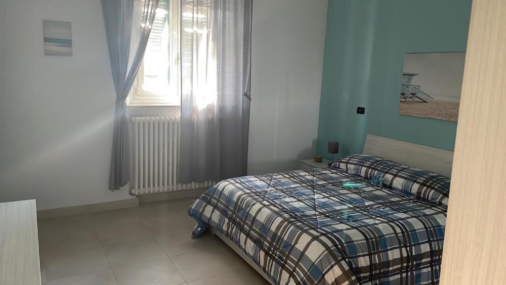 Апартаменти Azzurra House Маріна-ді-Піза Екстер'єр фото