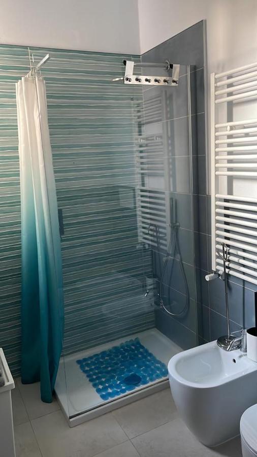 Апартаменти Azzurra House Маріна-ді-Піза Екстер'єр фото